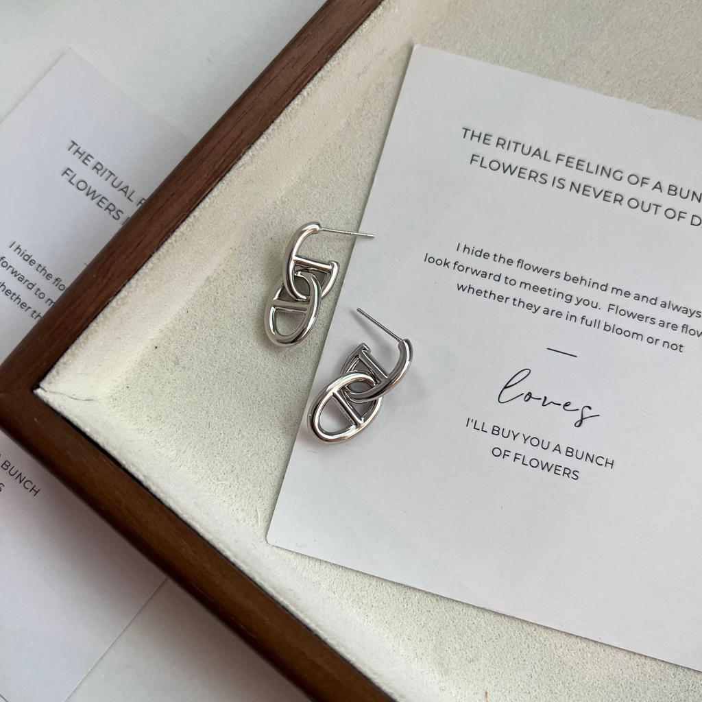 Minimalistyczne Geometryczne Kolczyki na Sztyfcie ze Srebra Próby 925 - Koreańska Nisza, Trend 2022