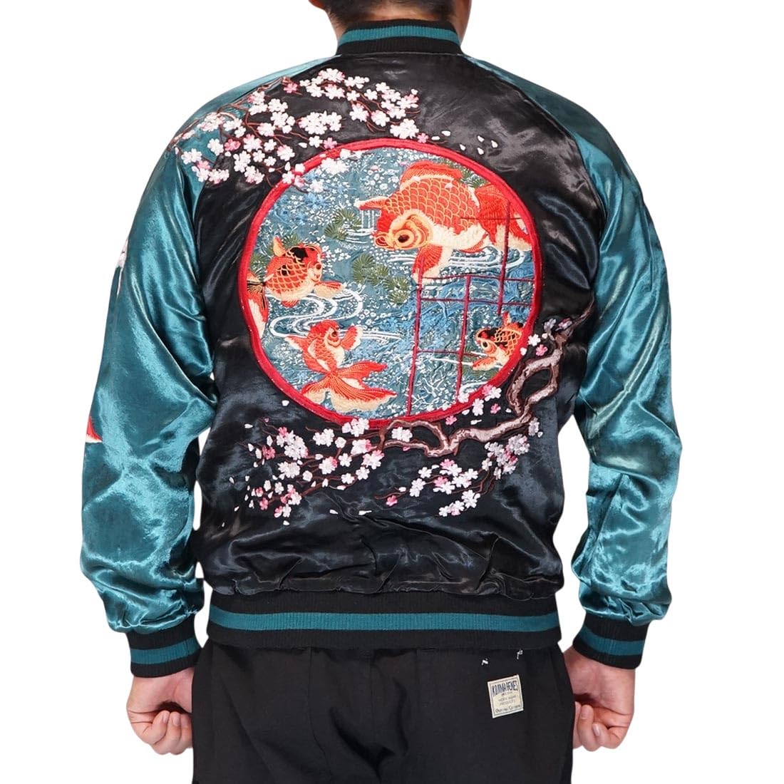 

Japanese Pattern Sukajan Reversible Fully Embroidered Cherry Blossom Goldfish Bowl Souvenir Jacket [Hana Tabigakudan] Men s SKJ-016 Black-M чорний