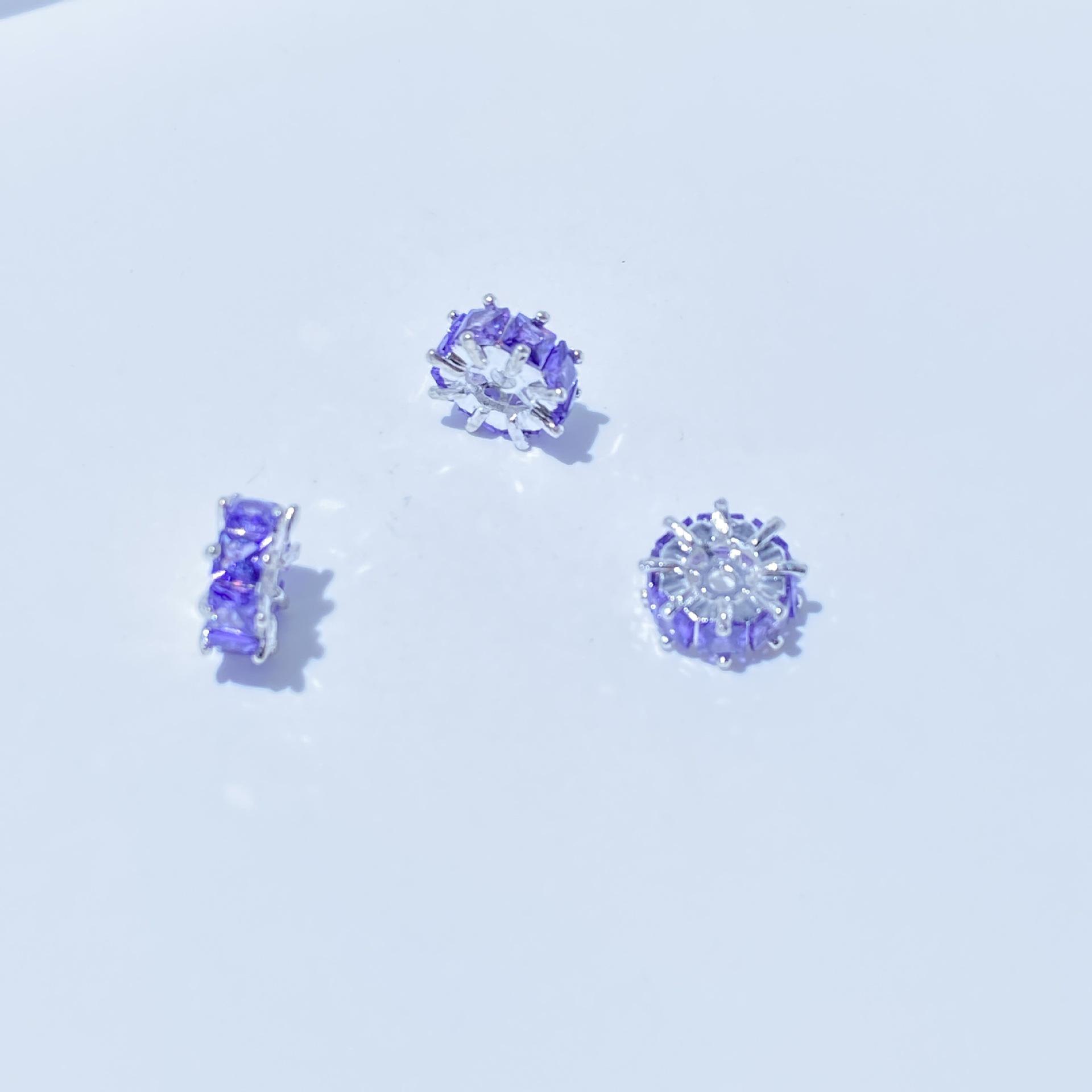 

Gold-Plated Spacer Beads with T-Shaped Cubic Zirconia for DIY Jewelry Bracelet Necklace Making