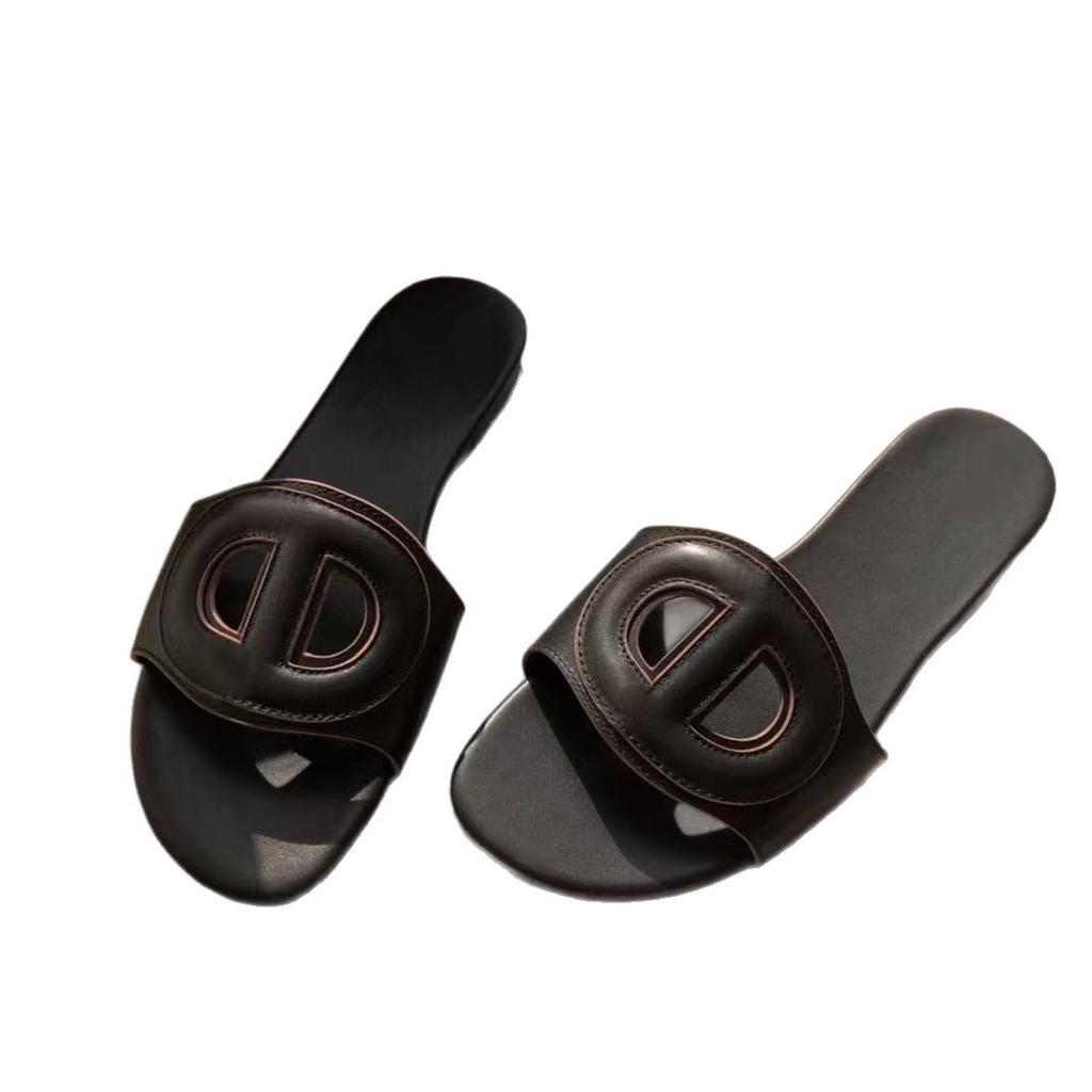 Saueskinnversjon av grisneseflatsåle ettords tøfler dame yttertøy hul nisje allsidige sandaler strand halv