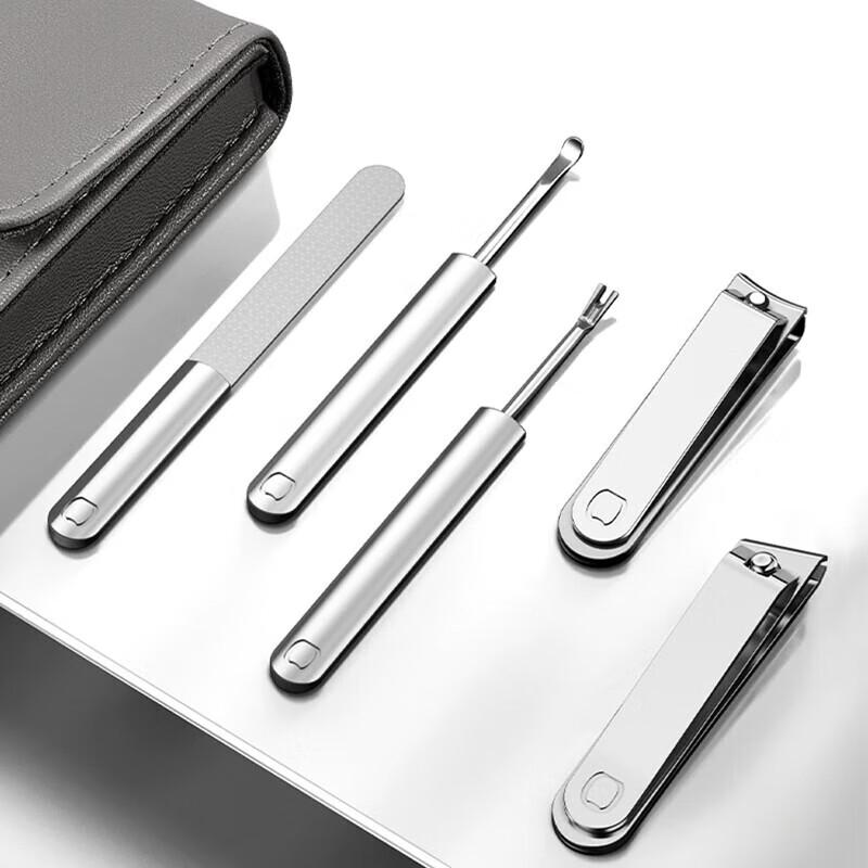 Qisu Premium Manicure Set