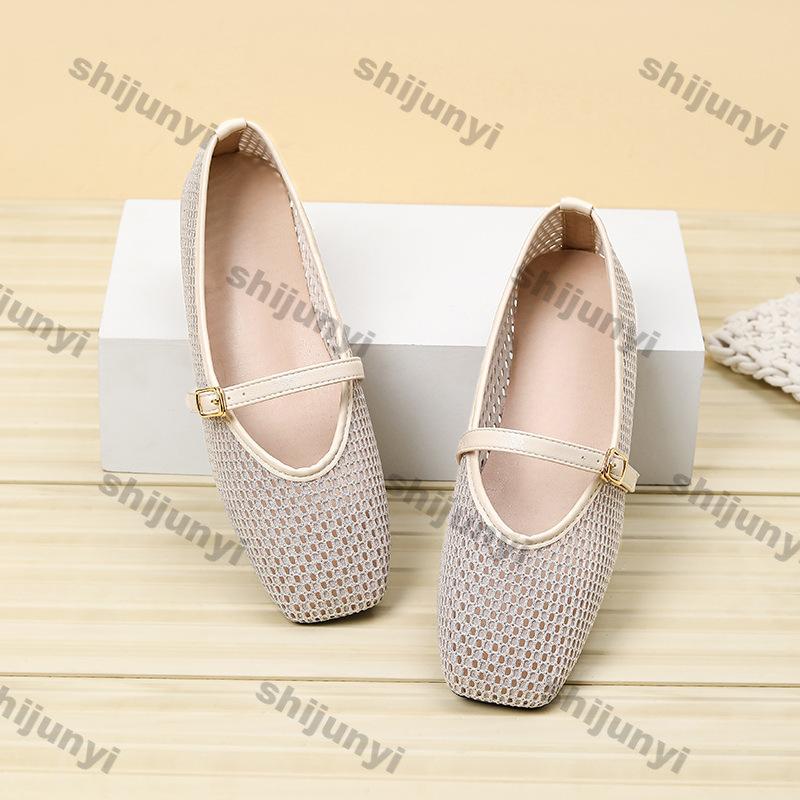 Fashion Buckle Strap Flats Women's 2025 Summer New Fashion Hollow Mesh Mary Jane Shoes Large Size Comfortable Breathable Casual Shoes