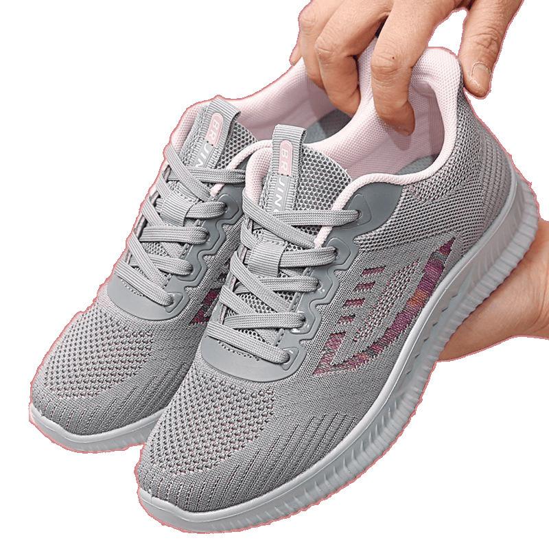 2025 ****** and summer old ******* cloth shoes women's breathable s**t-soled non-slip mother's sports shoes women's casual walking shoes women