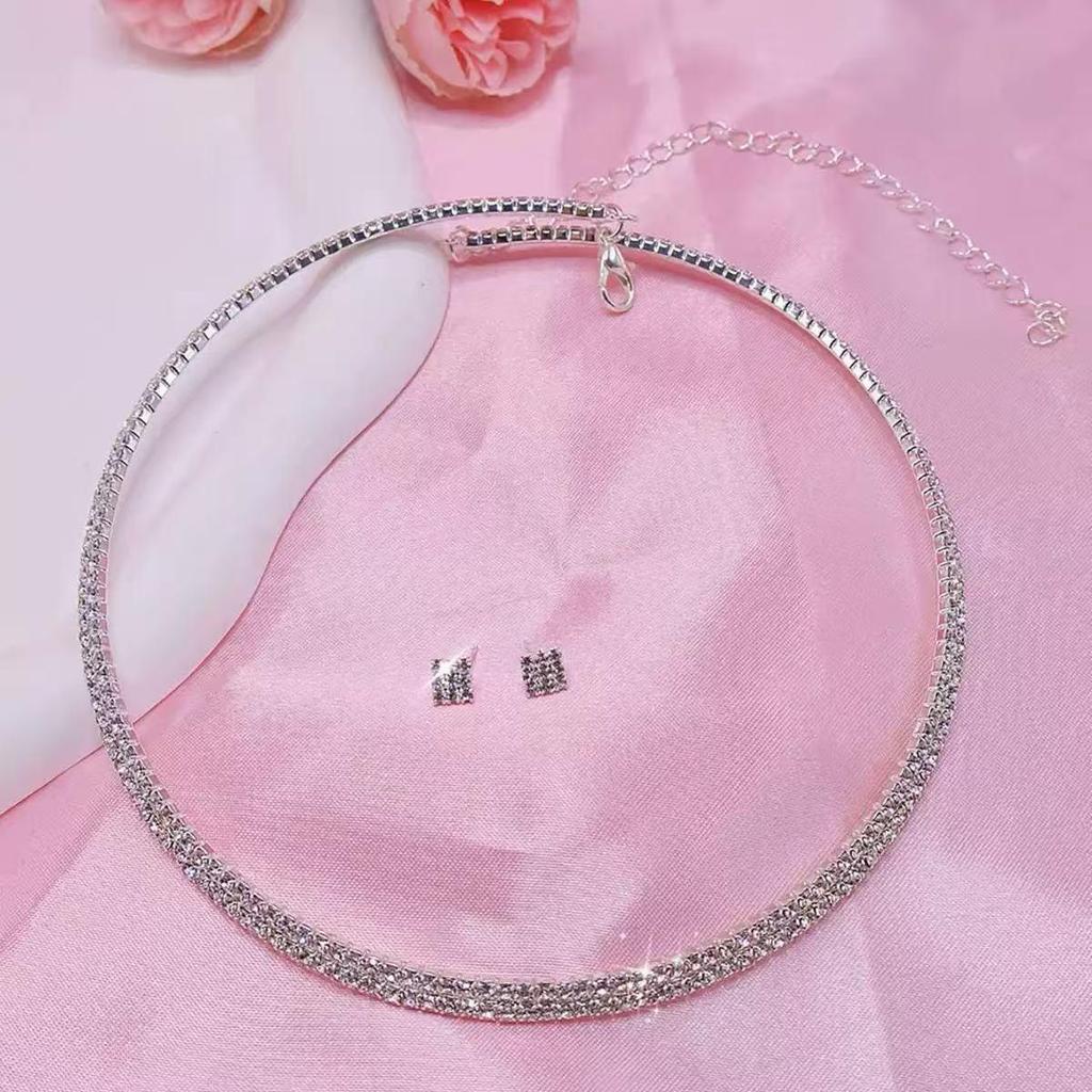Elegant Cross-continental Bridal Rhinestone Necklace & Earring Set