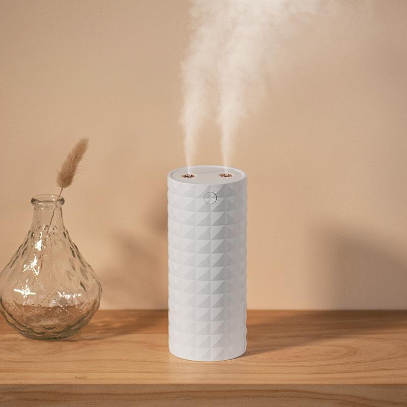 

Портативный автомобильный увлажнитель с двумя насадками, зарядка через USB, аккумулятор 800 мАч, беспроводной ультразвуковой увлажнитель воздуха с ароматом прохладной воды, диффузор USB Cable