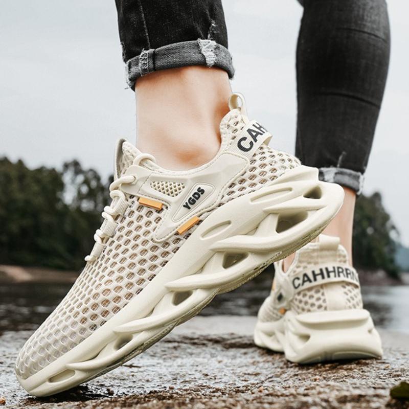 Summer Hollow Men's Platform Shoes New Breathable Height-enhancing Casual Sneakers Outdoor Comfortable Soft-soled Running Shoes