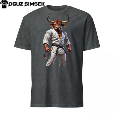 Unisex Basic Softstyle T-Shirt Gildan | mit Kampfsport Stier Grafik Karate