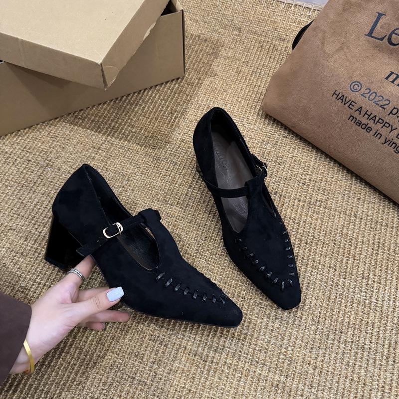 

2025 autumn new small inner height increase Mary Jane shoes high heels fashion shallow mouth pointed casual single shoes women 39 чёрный