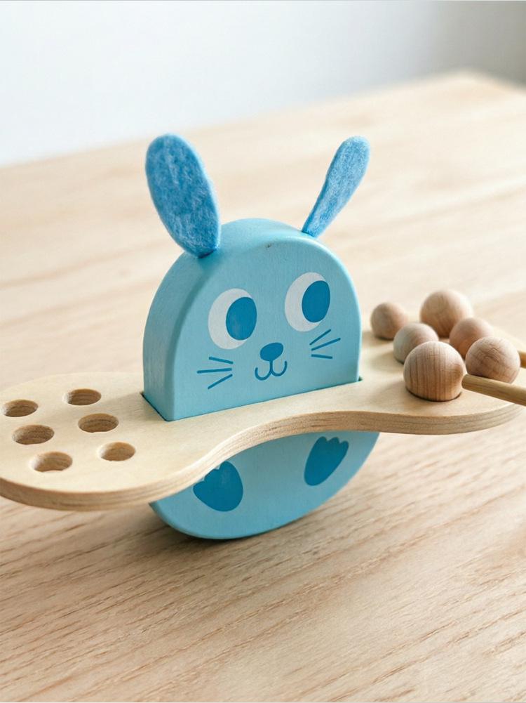 Kids' Balance Scale Toy for Math Skills and Parent-Child Interaction - Perfect Gift for Children's Day