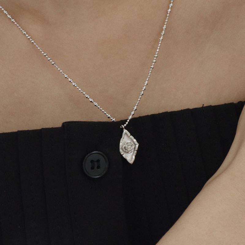 M.atur Rose Day Necklace 03