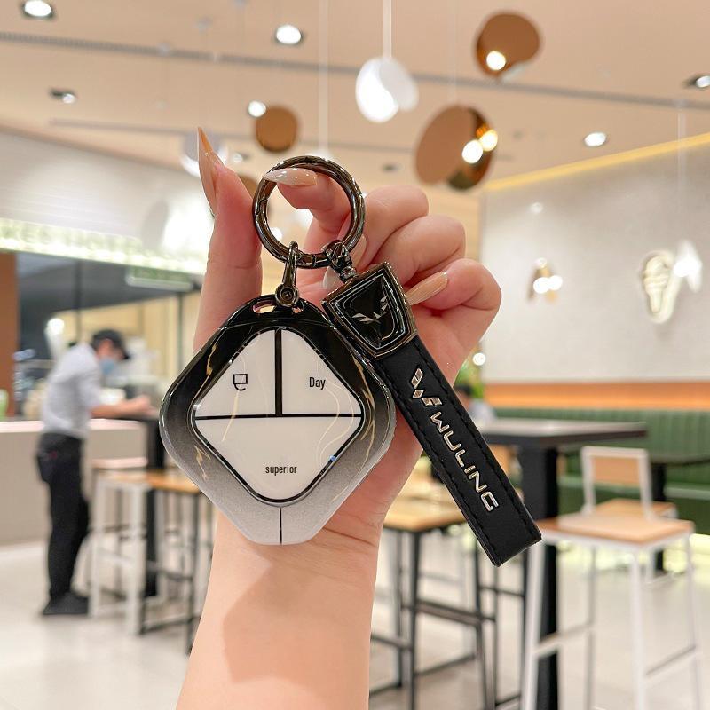 Wuling Bingo Plus Metal Key Cover Case and Buckle Accessory.