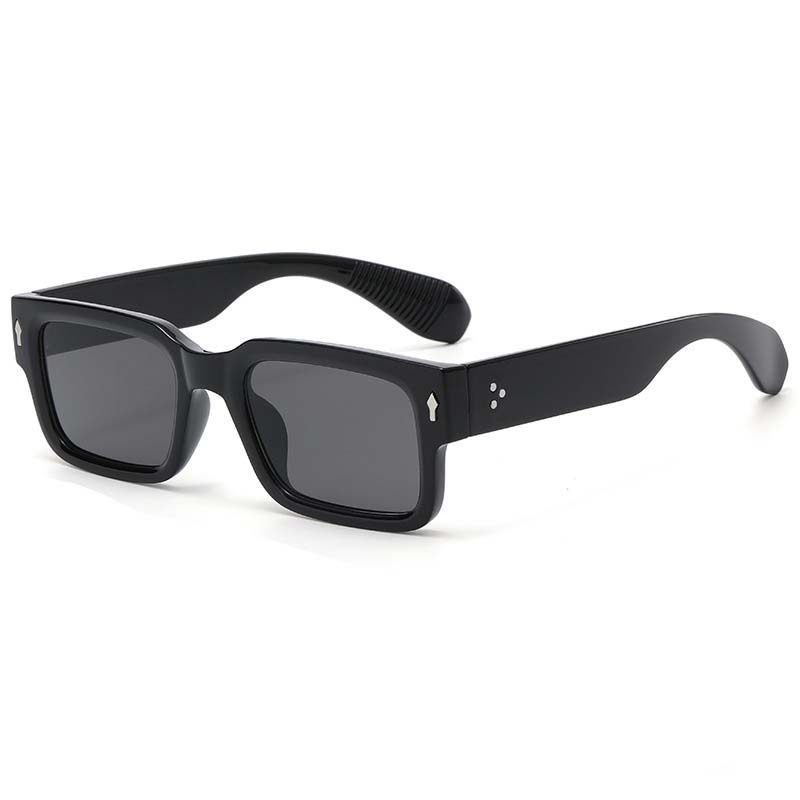 Square Rivets Men Sunglasses Women Vintage Ins Popular Punk Glasses Gradient Trending Travel Sun Glasses Shades UV400