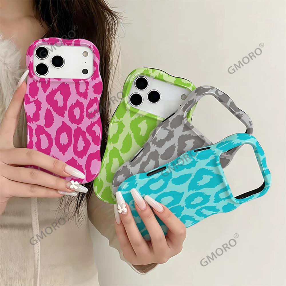 Popular Spice Girl Leopard Print Mobile Phone Case Apple 17 European and American Style 14Pro Wavy Edge Film Two-in-one