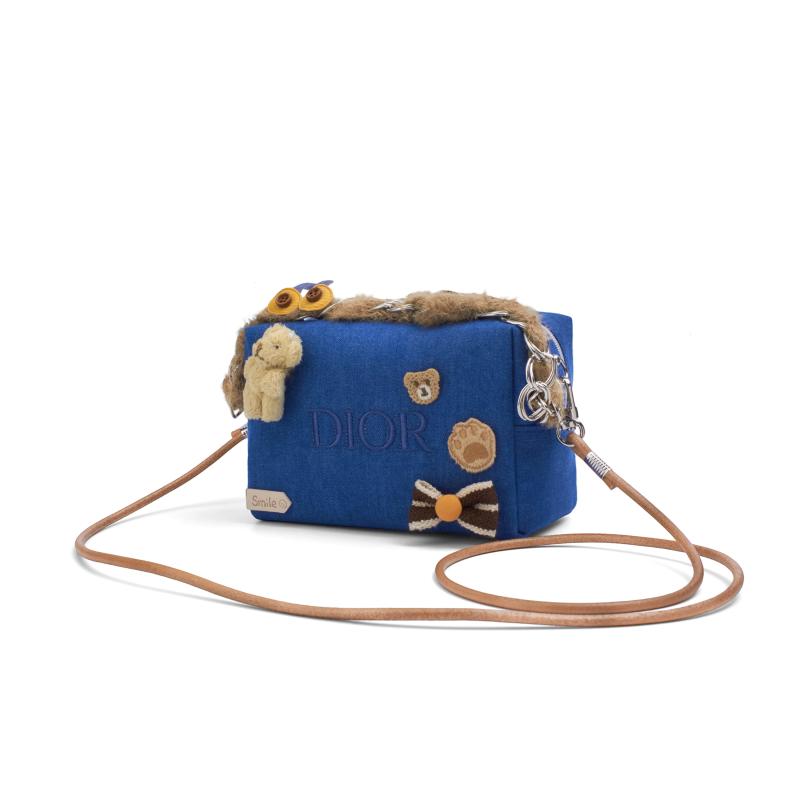 Handgefertigte DIY-Make-up-Tasche im Dior-Stil