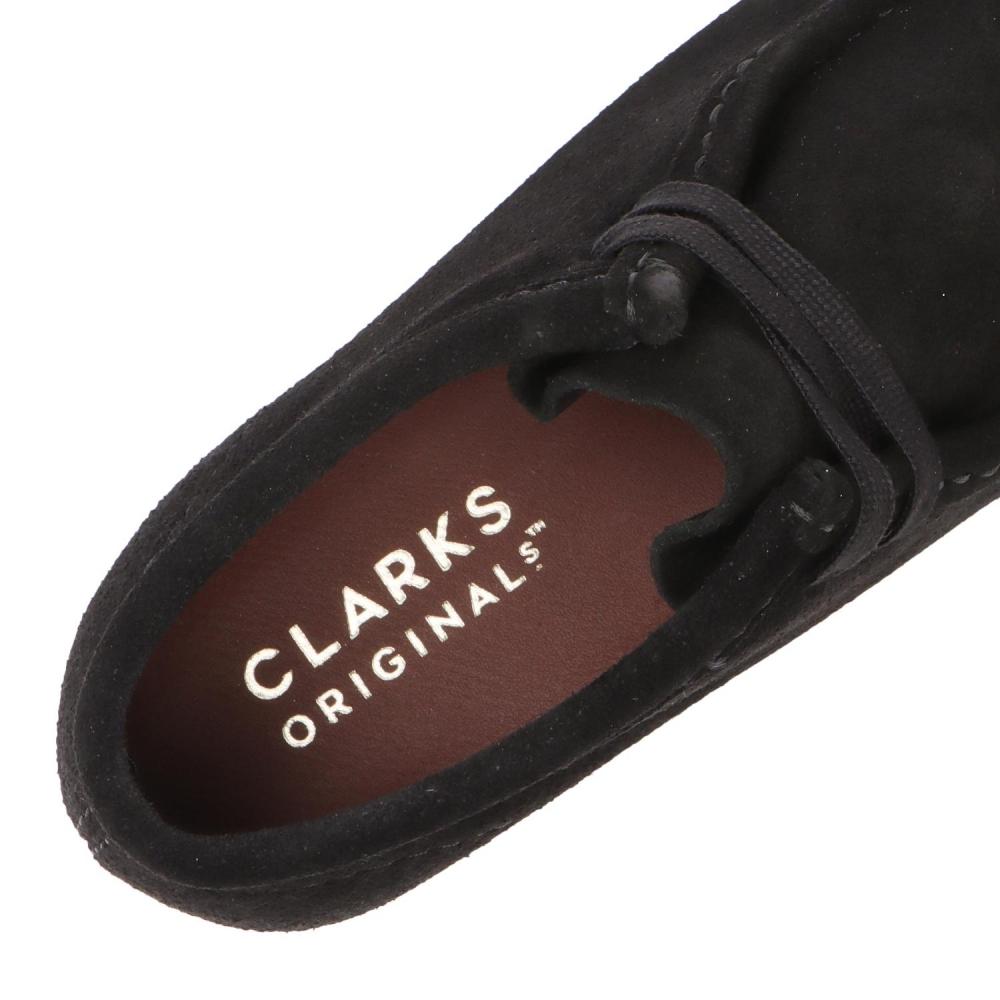 ClarkS W S Wallabee Boot. 26155521 Black Suede