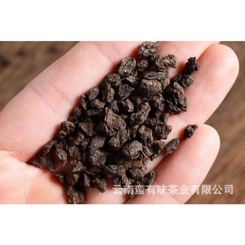 500 g reifer Yunnan Puerh-Tee, Menghai-Tee mit klebrigem Duft, versteinerter loser Tee