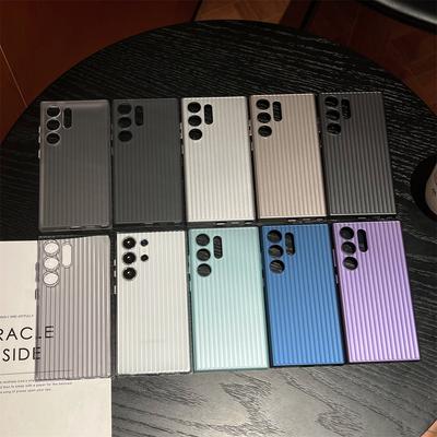 Motif ondulé Adapté pour Samsung S24 S25 Ultra Coque de téléphone portable Bouton en métal S23 PC dur mat Respirant Dissipation thermique
