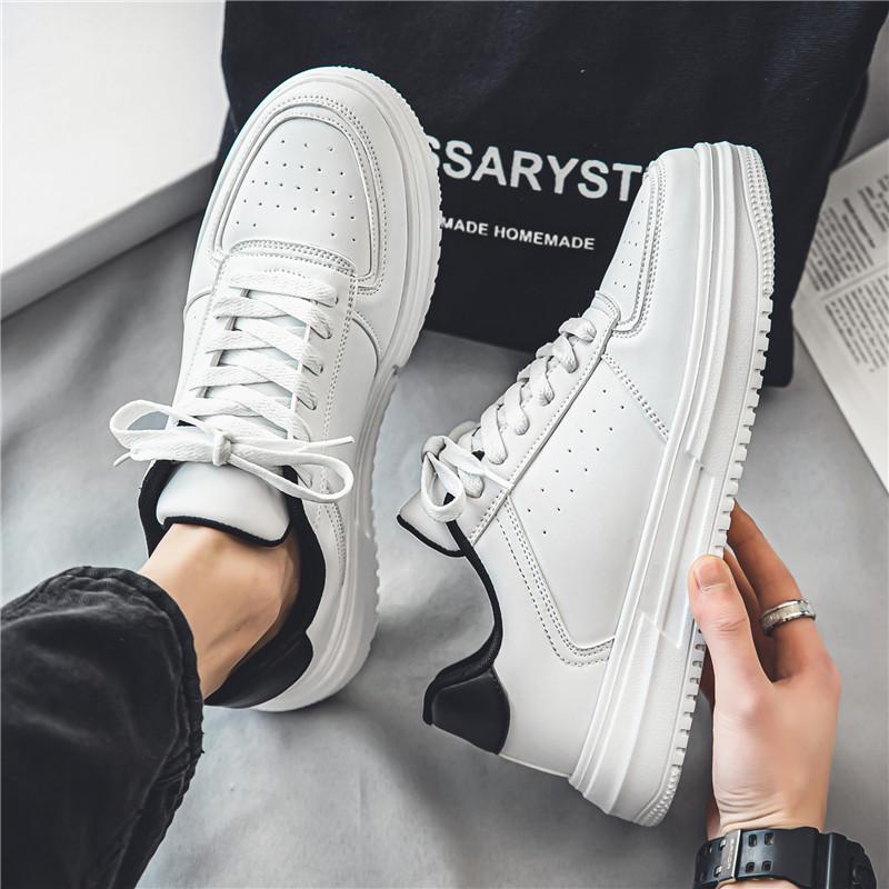 Men 's Casual Four Seasons Fashion Skateboarding Students Comfortable Sneakers Boys Trending Soft Sole Breathable Shoes