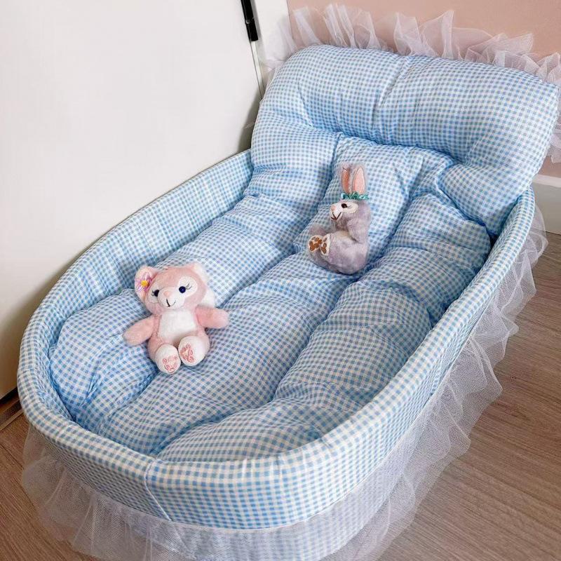 Macaron Style Four-season Pet Nest Oval for Small and Medium-sized Dogs Without Sticky Hair Sleeping Mat