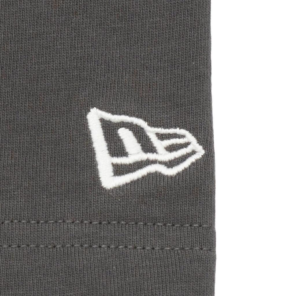 New Era Kortärmad Överdimensionerad Bomulls-T-shirt Grafit Storlek Handskriven ONSPOTZ och Snygg Resesäsong T-shirt, K/S (14566732, NER34A8679), Grå, M,