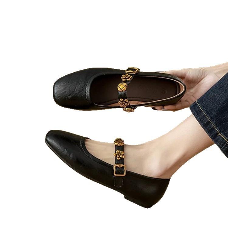 Round head, light mouth metal buckle, retro single shoes for women, commuting soft sole, low heel, flat bottom, brown Mary Jane shoes for women