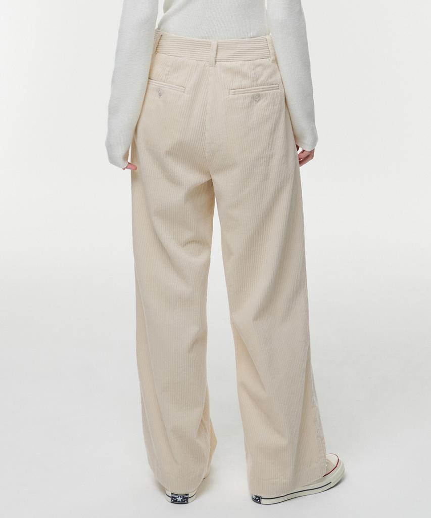 MUSINSA STANDARD WOMAN Women'S One-Tuck Wide Corduroy Pants [Cream]