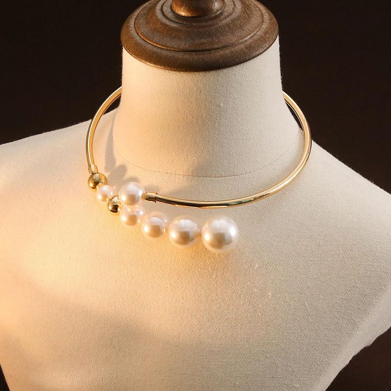 Pearl Geometric Necklaces with A High-end Feel Open-top Necklaces and Niche Individual Accessories