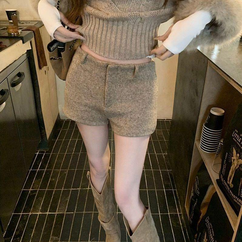 Retro Khaki Wool High-Waisted A-Line Shorts for Women Extra Large хаки