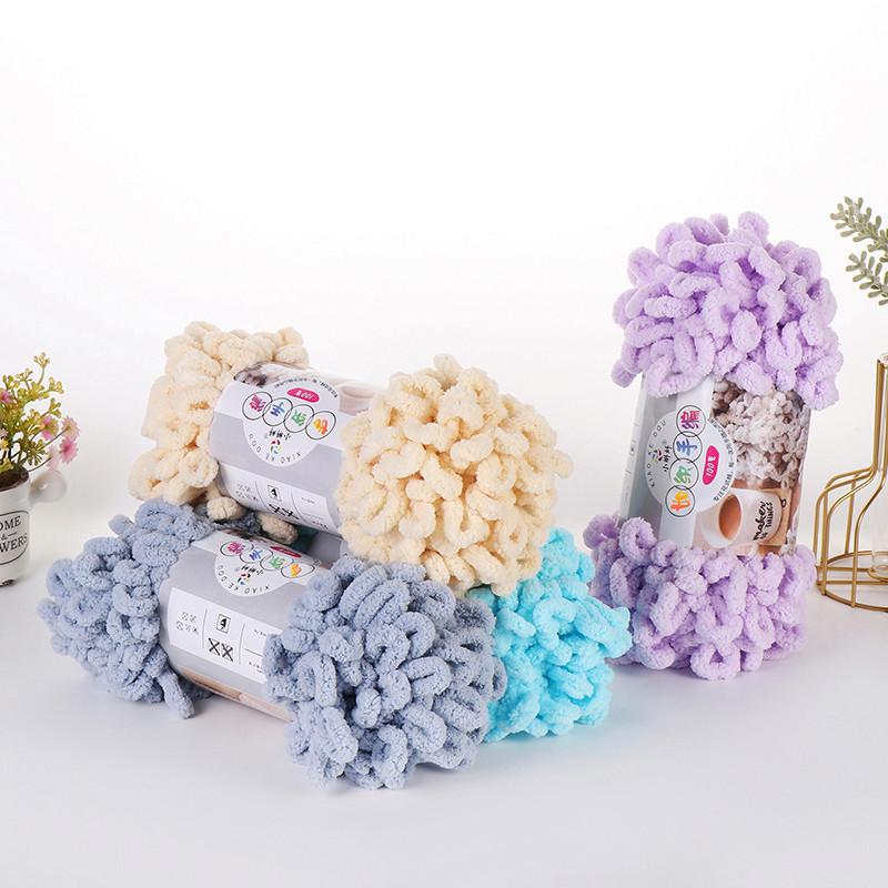 Cozy DIY Knitted Yarn: Medium Thick for Home Decor