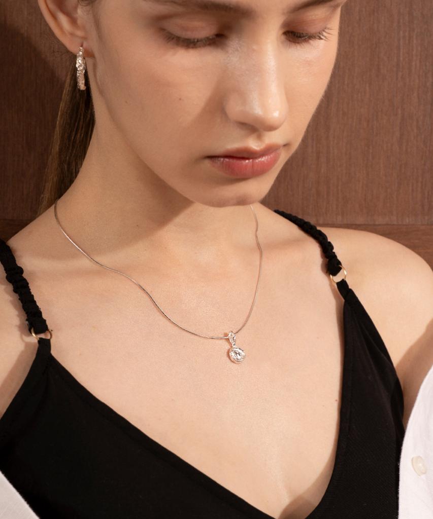 Jnui Mono Signet Necklace