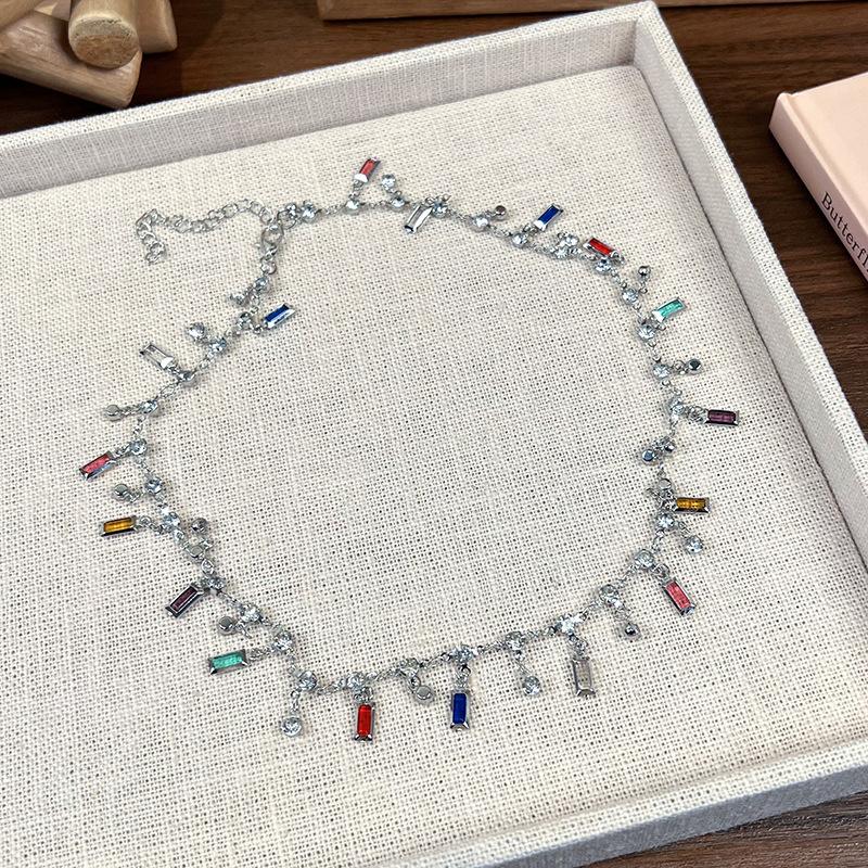 

Красочное ожерелье с бахромой из циркона, женское летнее легкое роскошное нишевое дизайнерское колье, изысканная модная темпераментная цепочка на ключицу