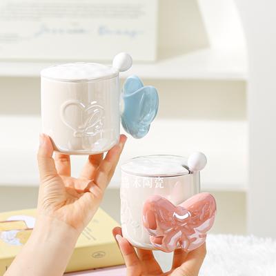Tazza da caffè con smalto iridescente a fiocco con coperchio Tazza a cuore da ragazza Tazza per acqua di alto valore Tazza in ceramica Regalo Tazza creativa