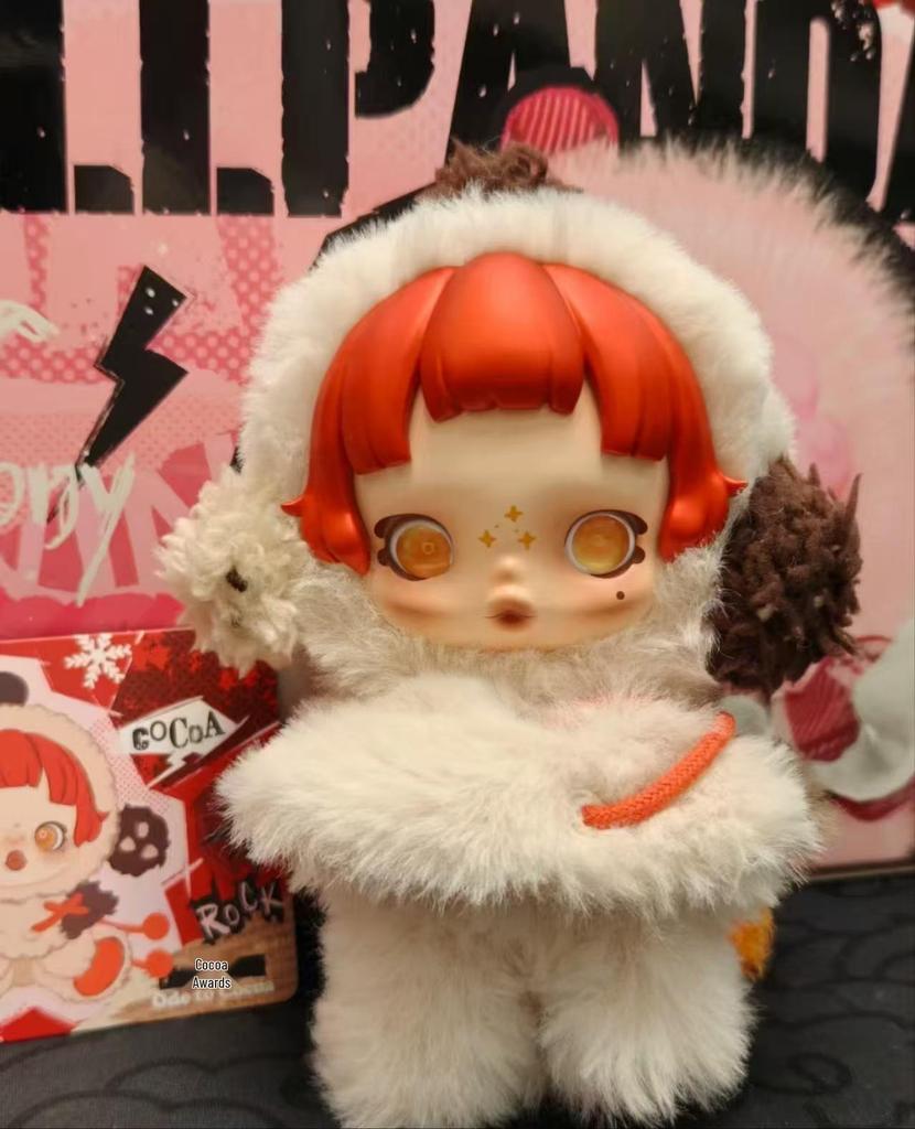 Winter Sonata SKULLPANDA Blind Box Vinyl Plush Action Figure Collection