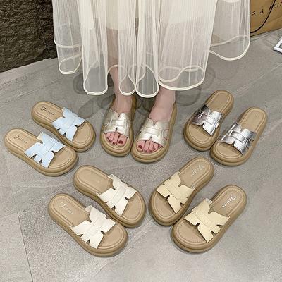2025 New Super Fire Muffin Thick-soled Slippers Look Good, Soft-soled Slippers Feel Cool When Stepping On Shit, Women's Summer Outer Wear Fashion 