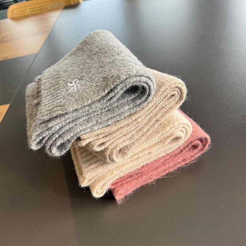 Autumn Winter Cute Bow Embroidered Knitted Cap And Scarf 2-Piece Set For Children