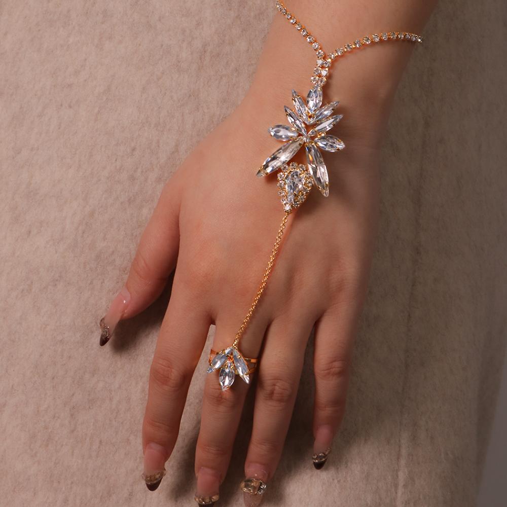 Charm Bling Crystal Ring Bracelet Chain Women Silver Boho Wedding Sparkling Rhinestone Finger Bracelet Women Jewelry