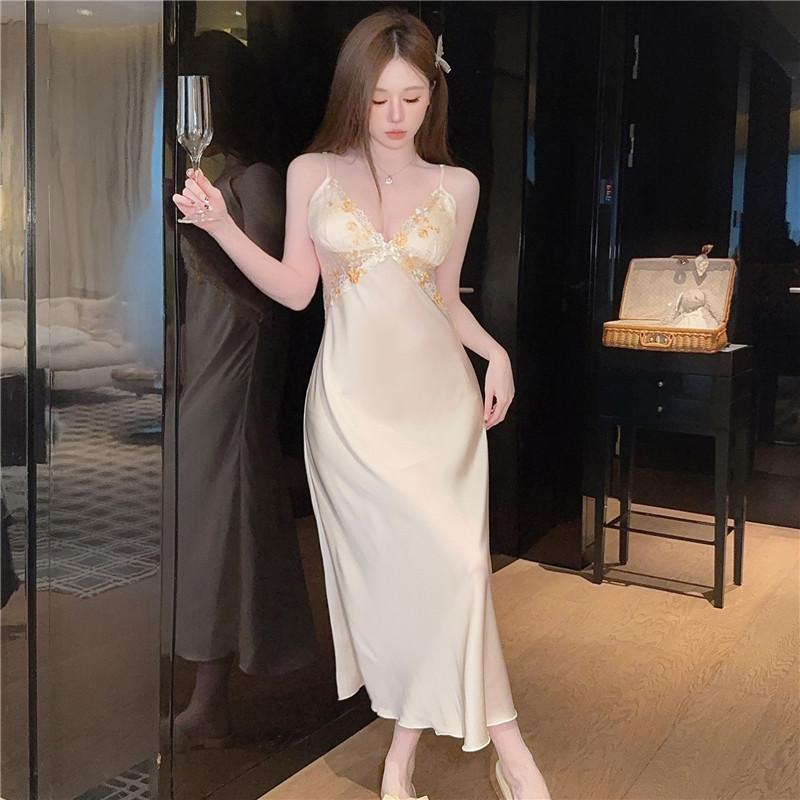 Long Nightgown with Chest Pad, Ice Silk Pajamas, Two-piece Set, High-end Elegant Long Skirt, Nightgown, Ice and Snow Silk Loungewear Women's