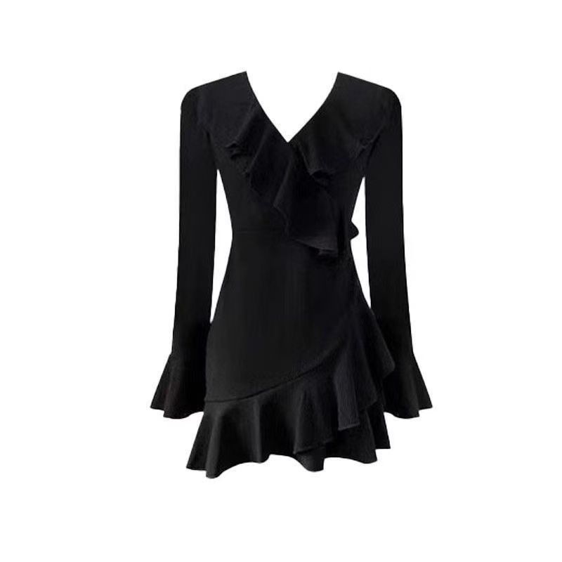Spring and autumn new small black dress ruffle leaf edge v-neck horn sleeve Spice girl dress pure desire temperament slim hip wrap short