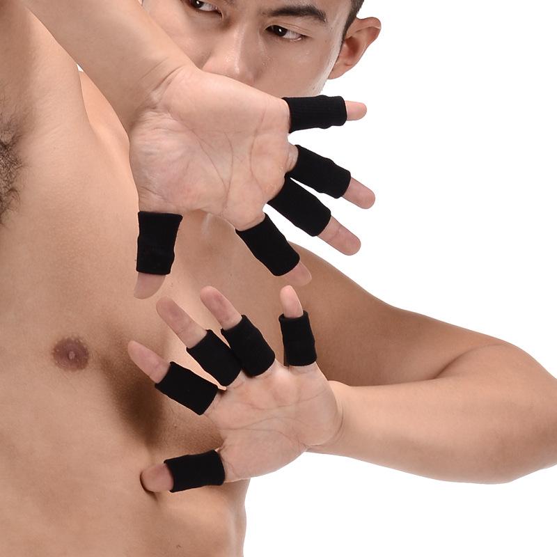 Elastic Nylon Basketball Finger Sleeves - Breathable and Extended Knitted Finger Protectors for Sports.