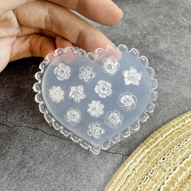 3D Silicone Flowers Leaves Butterfly Design Nail Art Carving Templates Nail Mold Manicure Tool Decor Gifts