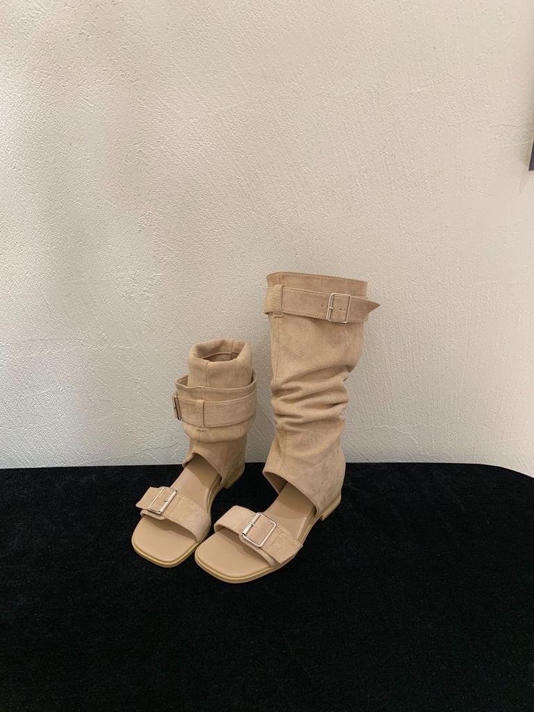 Simple Design One-word Buckle Cool Slippers Women's 2025 Summer New Outer Wear Skirt Folds Inner Middle Heel Cool Boots