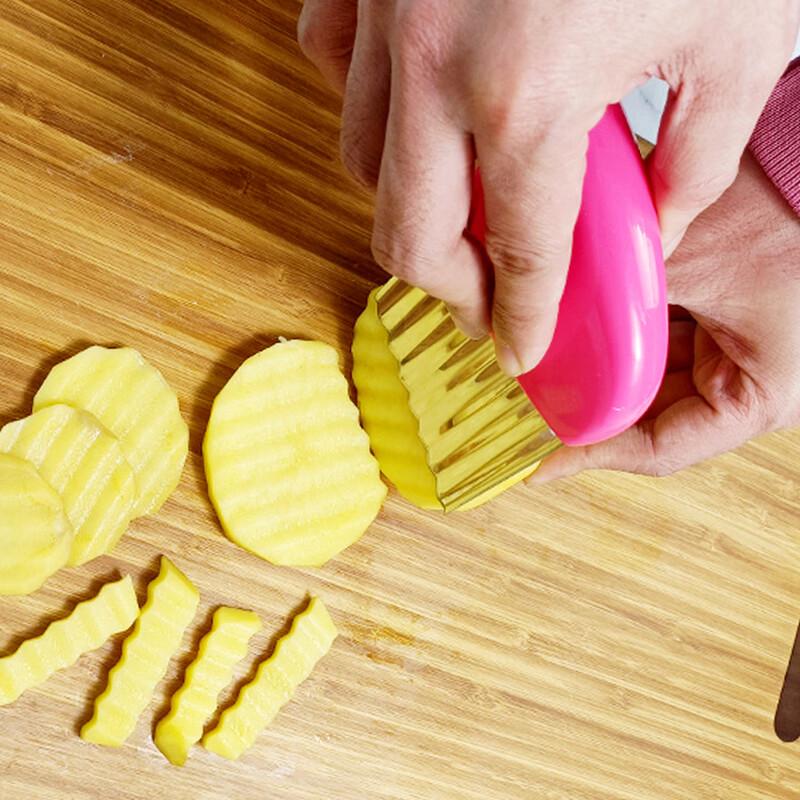 ZISIZ Stainless Steel Wavy Crinkle Cutter