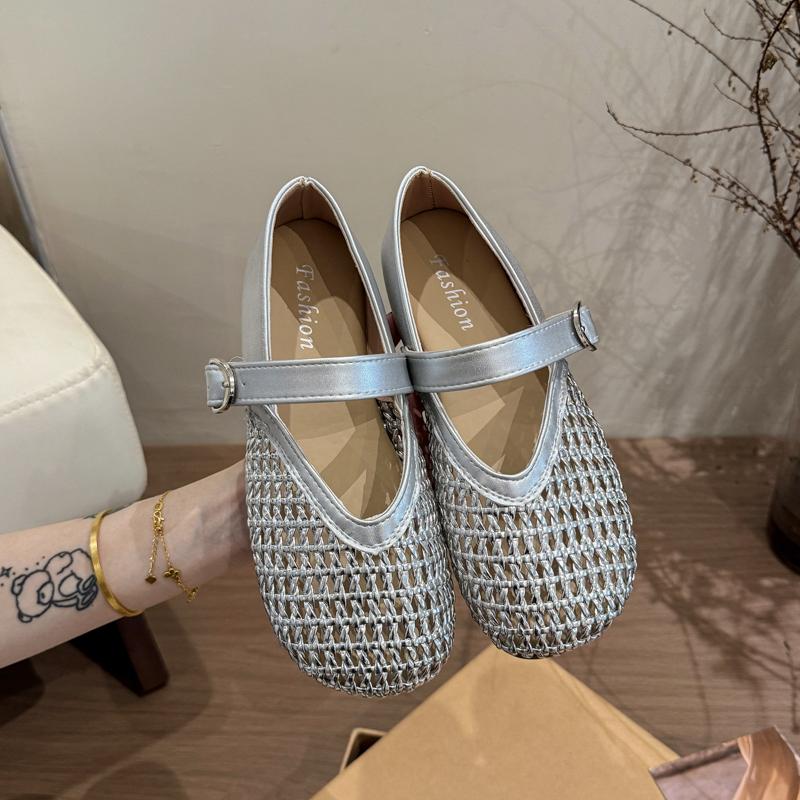 Fashion Women 2025 Sandals Summer New Flat Soft Sole Pumps
