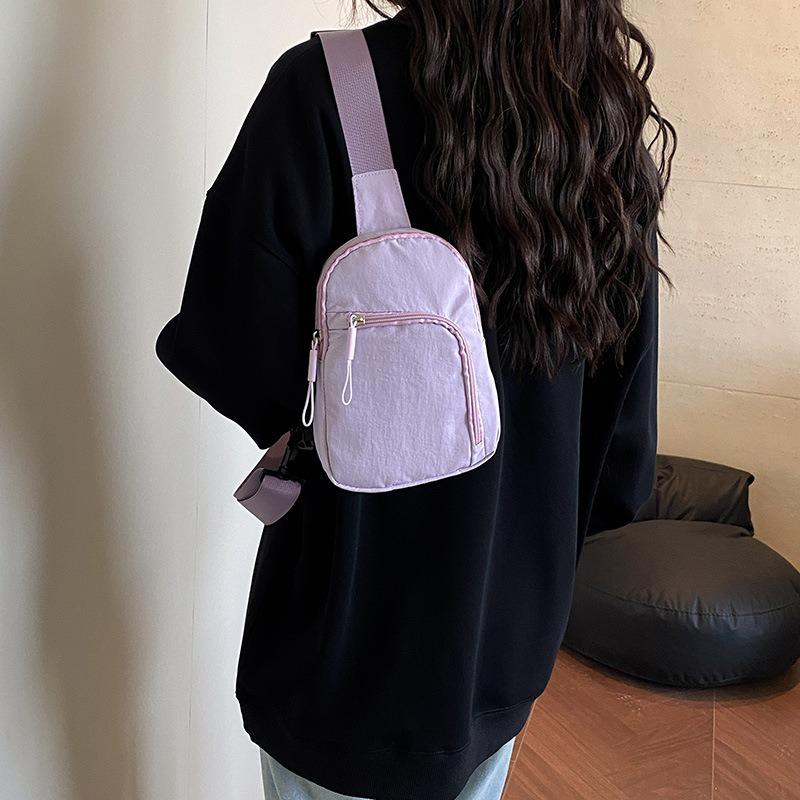 Solid color light and simple going out portable casual mobile phone bag sports shoulder messenger bag breast bag men and women