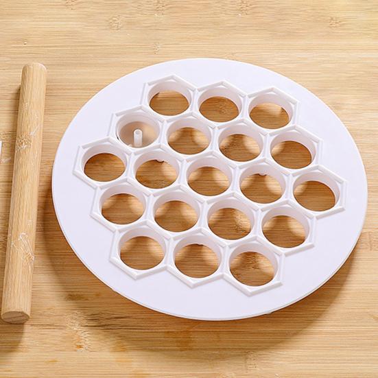 Dumpling Maker Portable Easy to Clean ABS Dough Press Cutter Kitchen Gadget