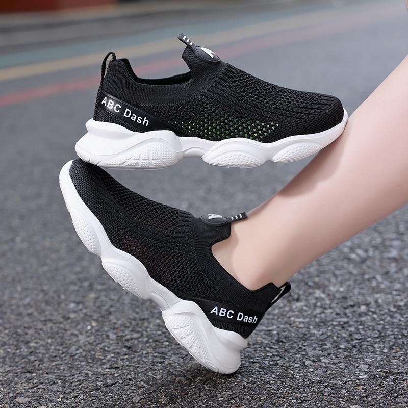 New Children Casual Shoes Breathable Knit Sneakers for Kids Slip Ons Running Shoes Boys Lightweight Comfortable Walking Shoes