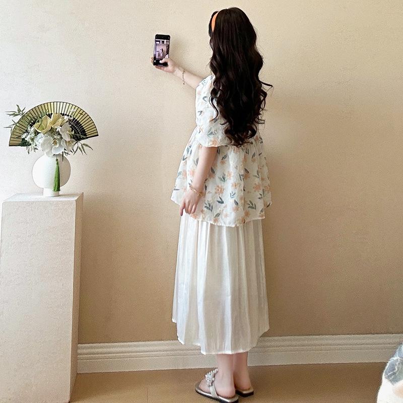 Women's Maternity Summer Doll Shirt & Shorts Two-Piece Set - Fashionable Short Sleeve Outfit for Outings