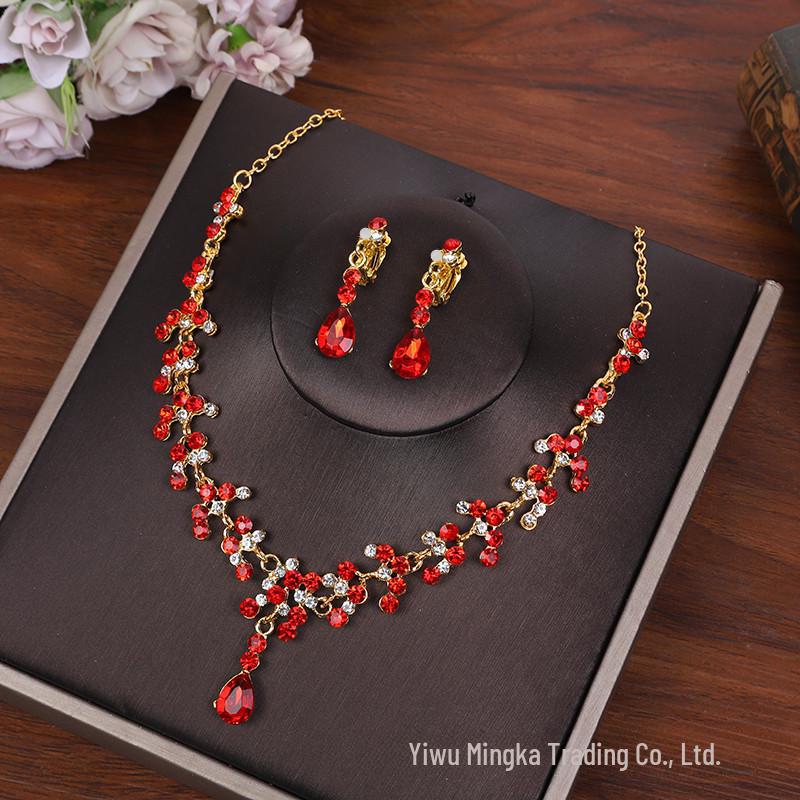 Elegant Bridal Jewelry Set: Crystal Earrings & Necklace for Weddings