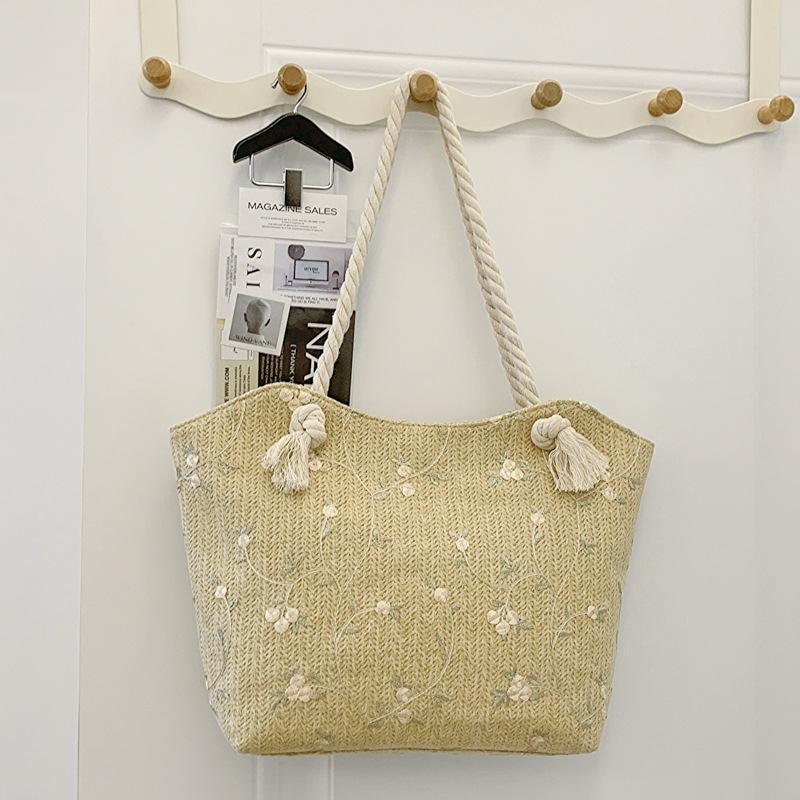 Large Capacity Fashion Korean Version Woven Handbag 2025 Spring New Versatile Ins Shoulder Armpit Bag Tote Bag