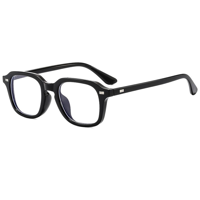 Classic Retro Rivet Small Rectangle Sunglasses Punk Vintage Designer Fashion Square Glasses Frame Shades For Men Women